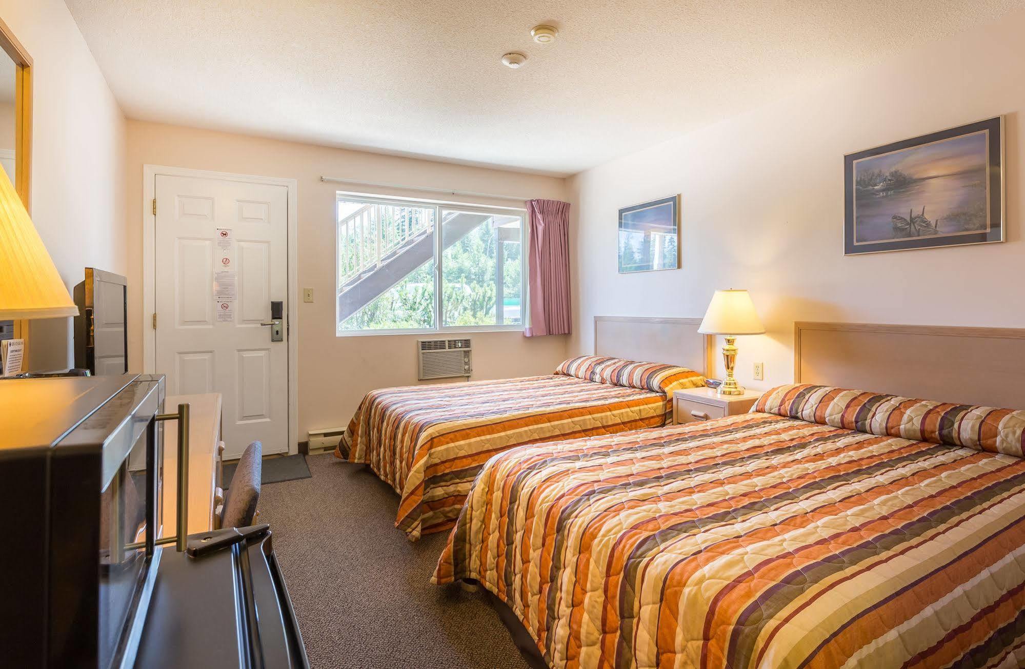 Bon Voyage Inn Prince George Extérieur photo